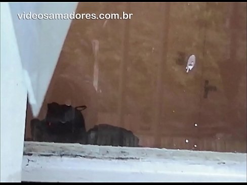 ❤️ Home cachondo mirando á súa moza con outro mozo, gravando un vídeo de carallo sen molestar á parella ❤❌ Porno de calidade a nós gl.sexuria-net.ru